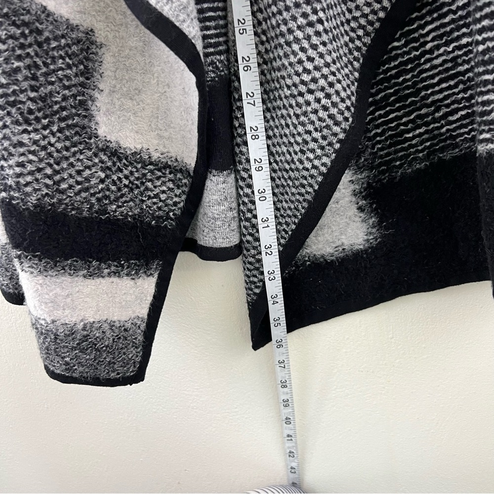 Cozy Draped Open Front Waterfall Black White Color Block Cardigan Women Size M - Picture 8 of 15